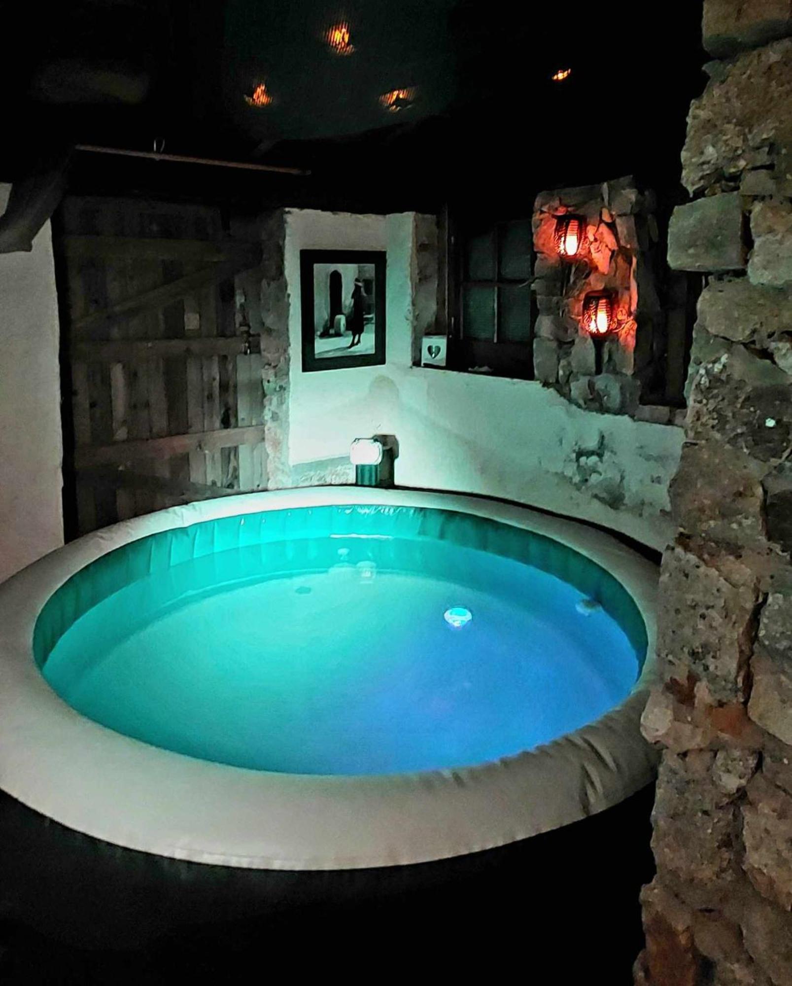 Chambre Love Romantique Avec Spa Privee Calvi  Kültér fotó